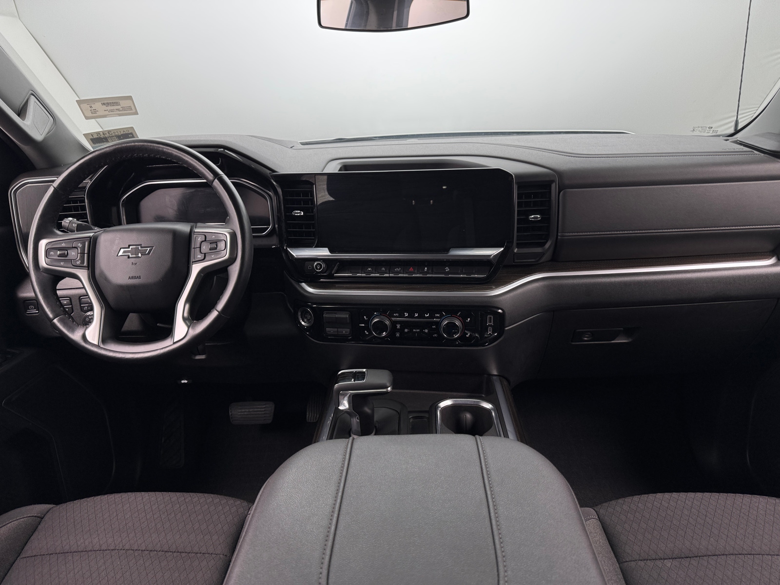 Thumbnail: 2023 Chevrolet Silverado 1500 - 3