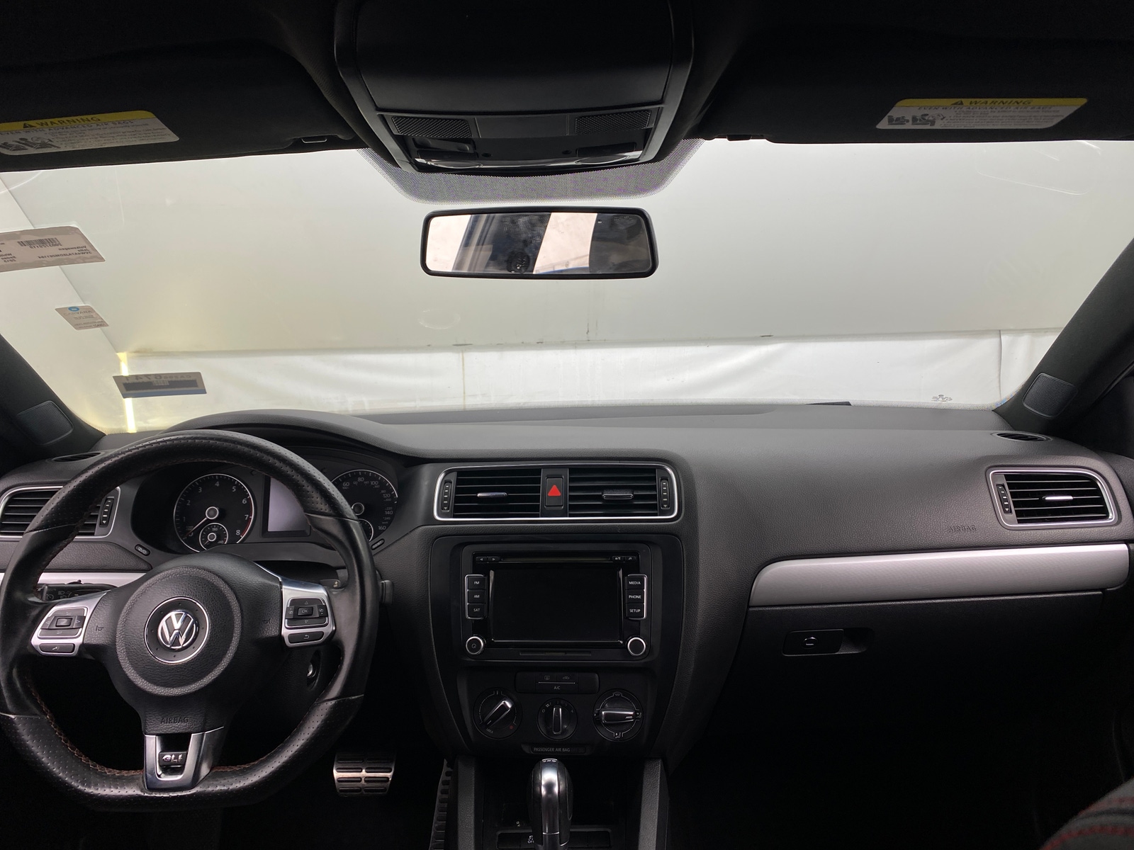 Thumbnail: 2013 Volkswagen Jetta - 3