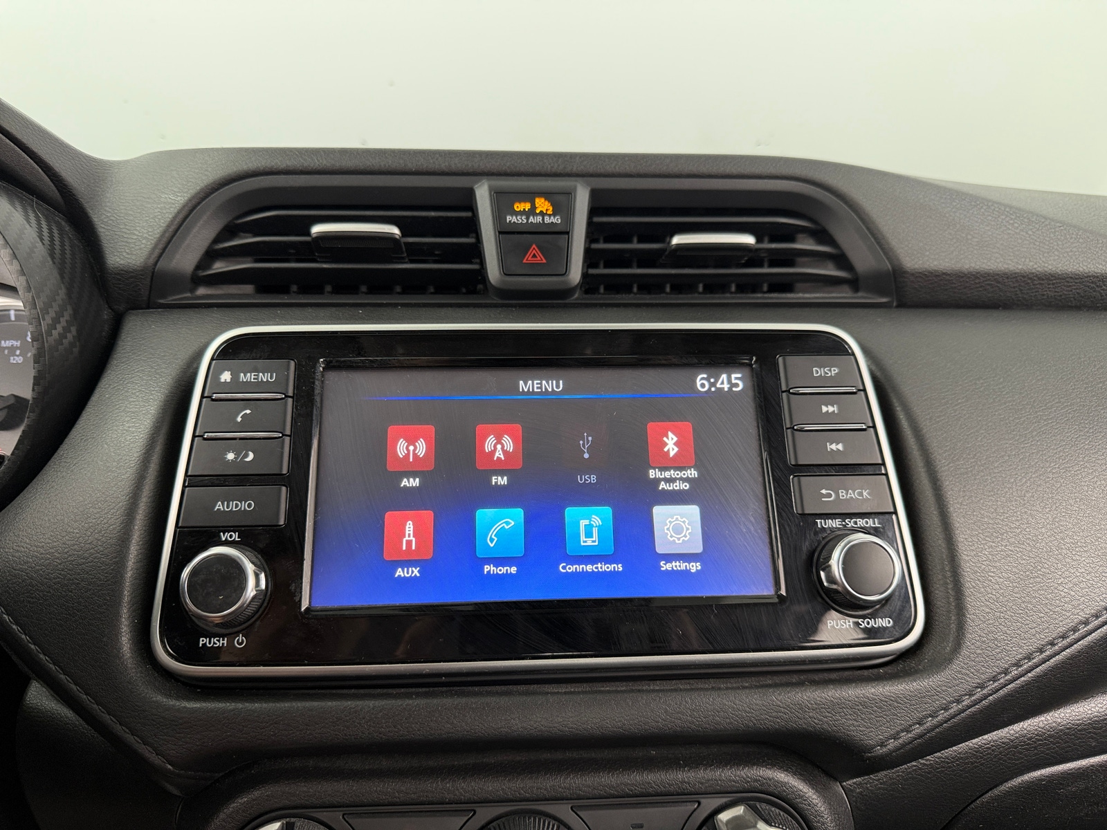 Thumbnail: 2020 Nissan Versa - 4