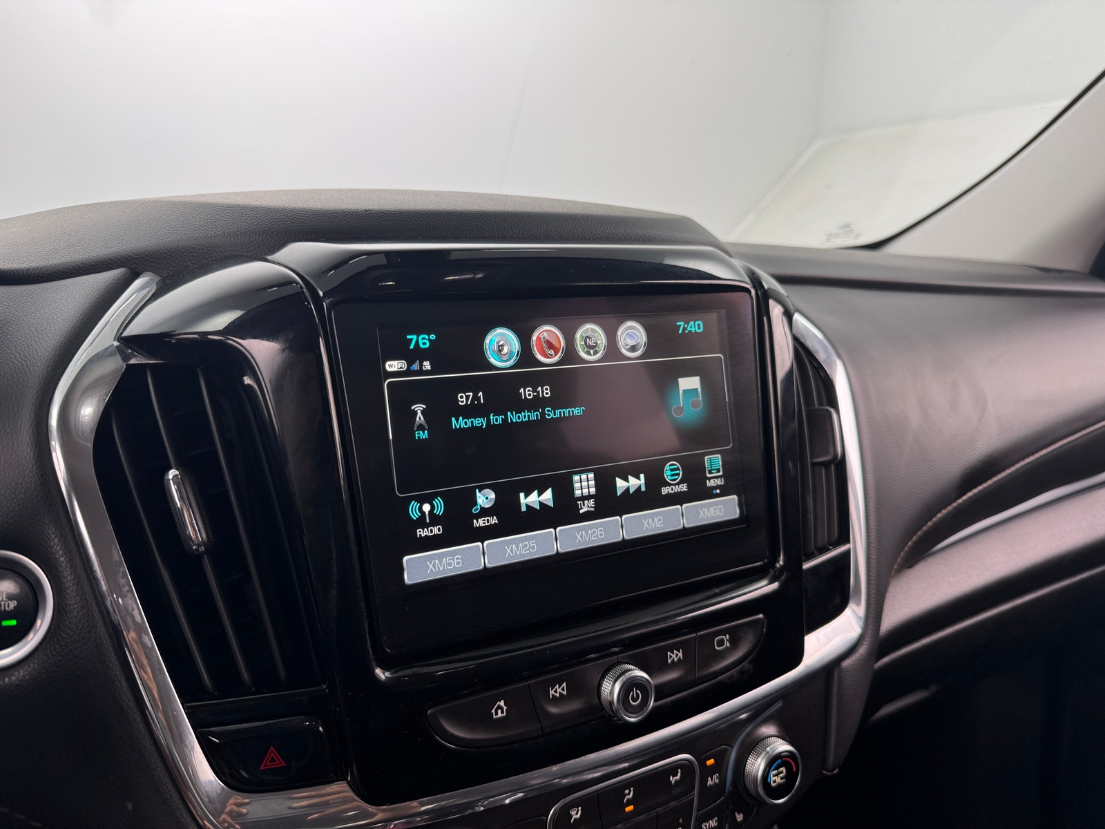 Thumbnail: 2019 Chevrolet Traverse - 4