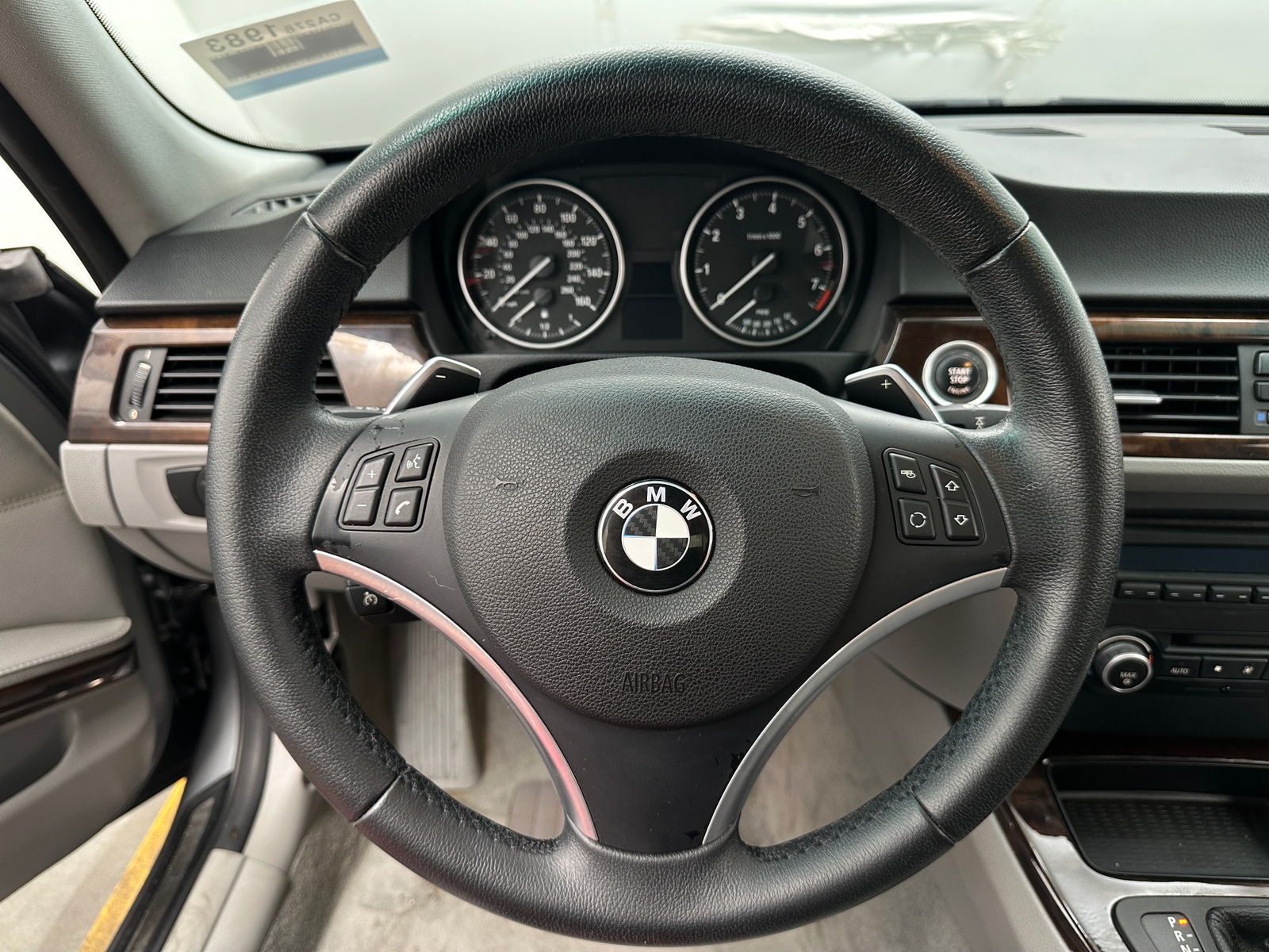 Thumbnail: 2011 BMW 3 Series - 4