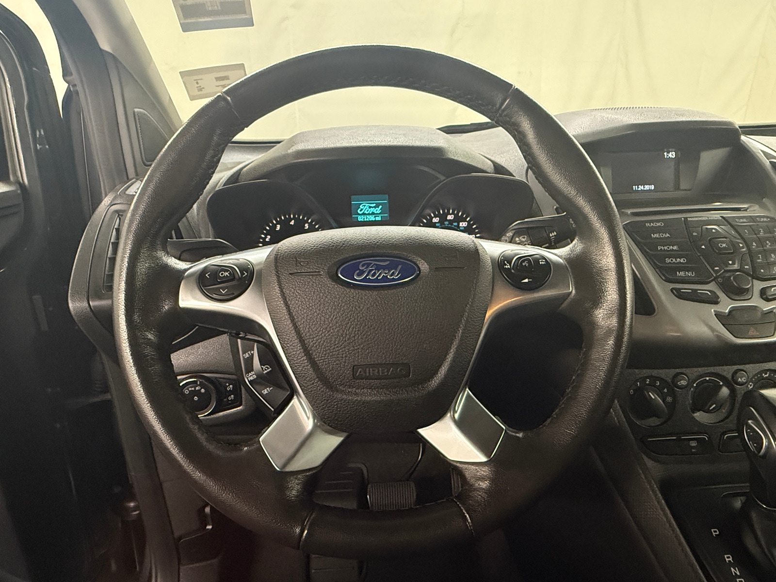 Thumbnail: 2018 Ford Transit Series - 5