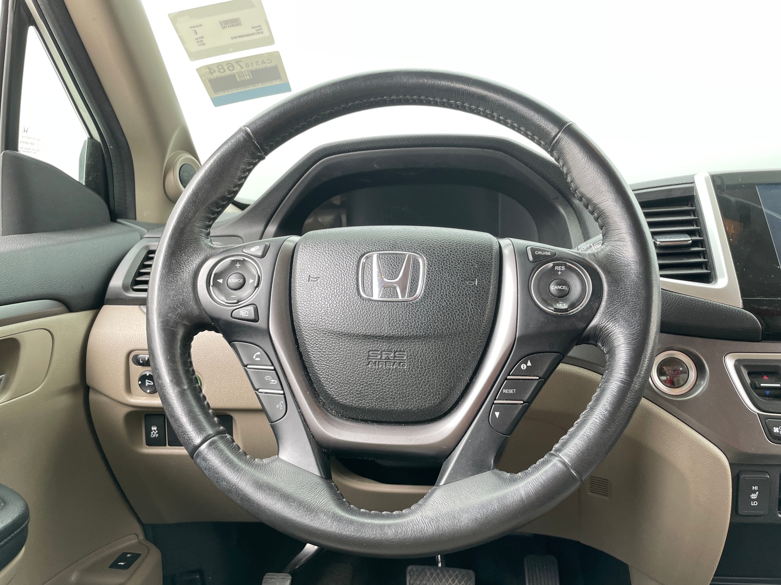 Thumbnail: 2017 Honda Pilot - 4