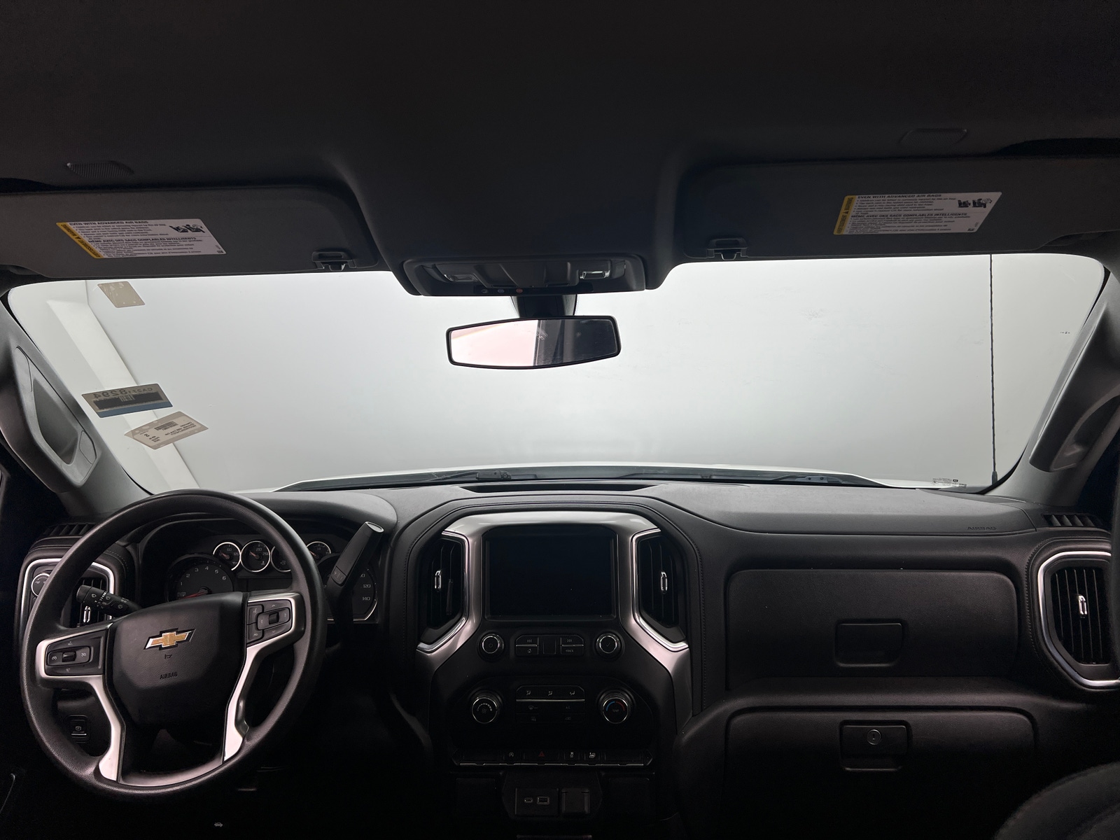 Thumbnail: 2020 Chevrolet Silverado 1500 - 3