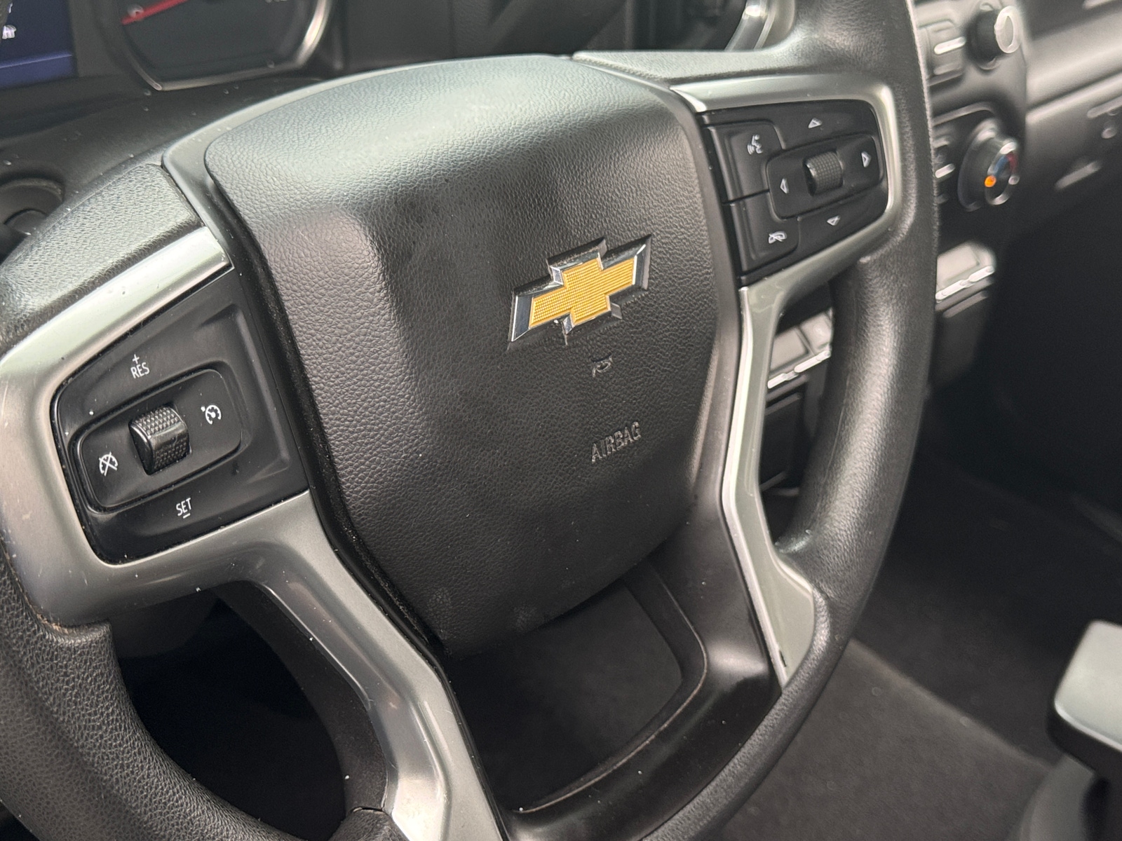Thumbnail: 2020 Chevrolet Silverado 1500 - 5
