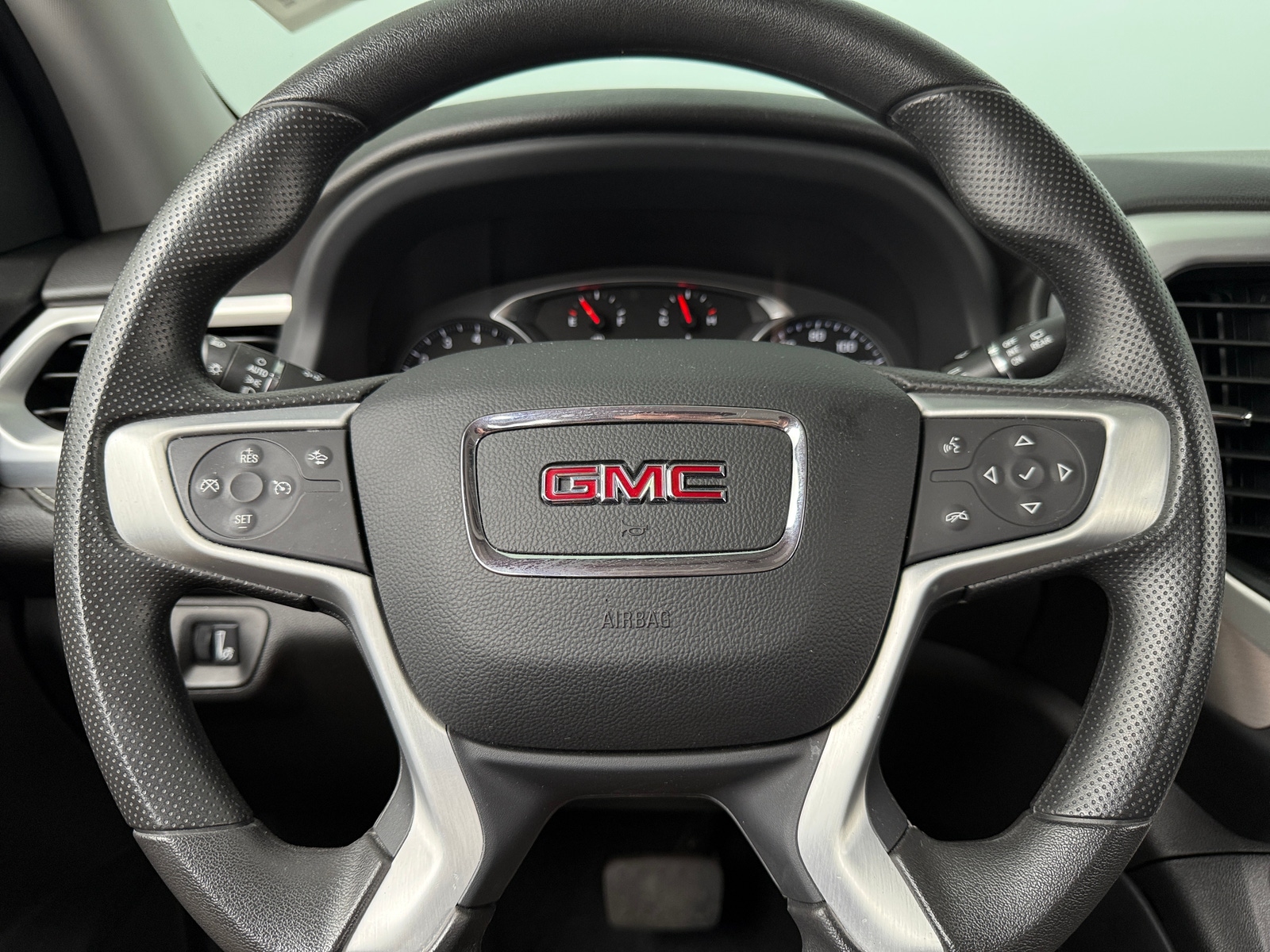 Thumbnail: 2023 GMC Acadia - 5