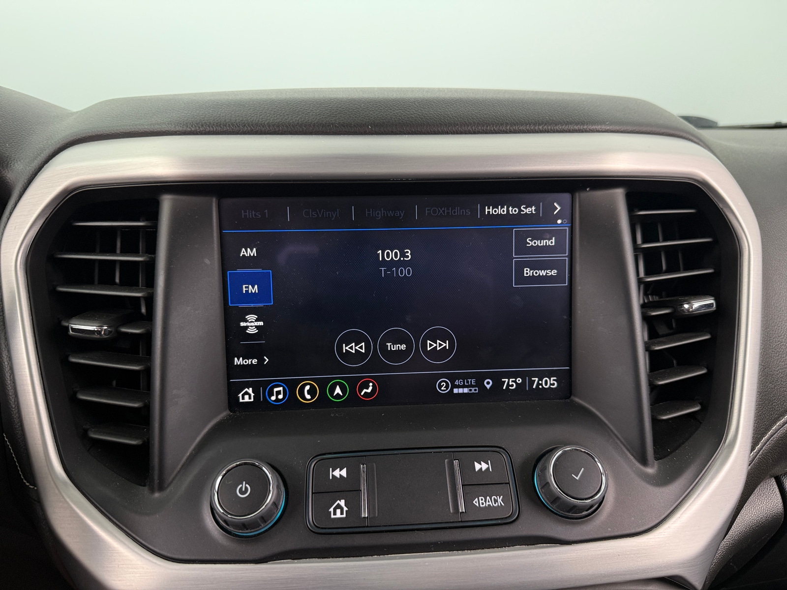 Thumbnail: 2023 GMC Acadia - 4