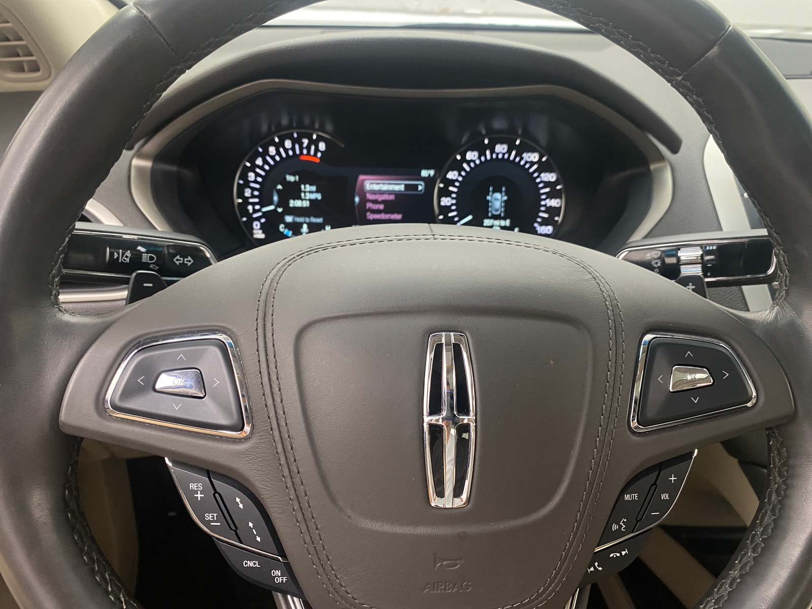 Thumbnail: 2018 Lincoln MKZ - 4