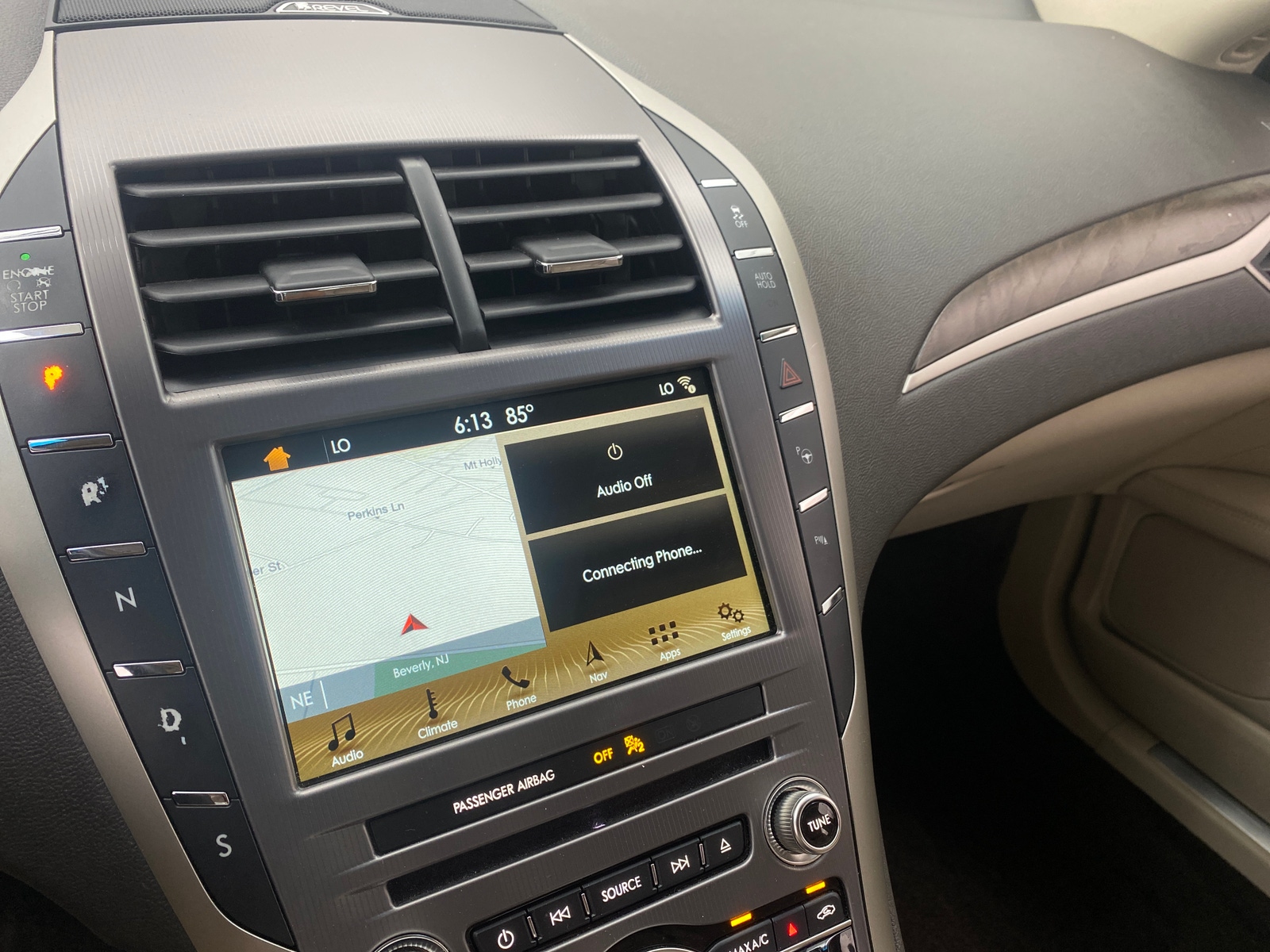 Thumbnail: 2018 Lincoln MKZ - 3