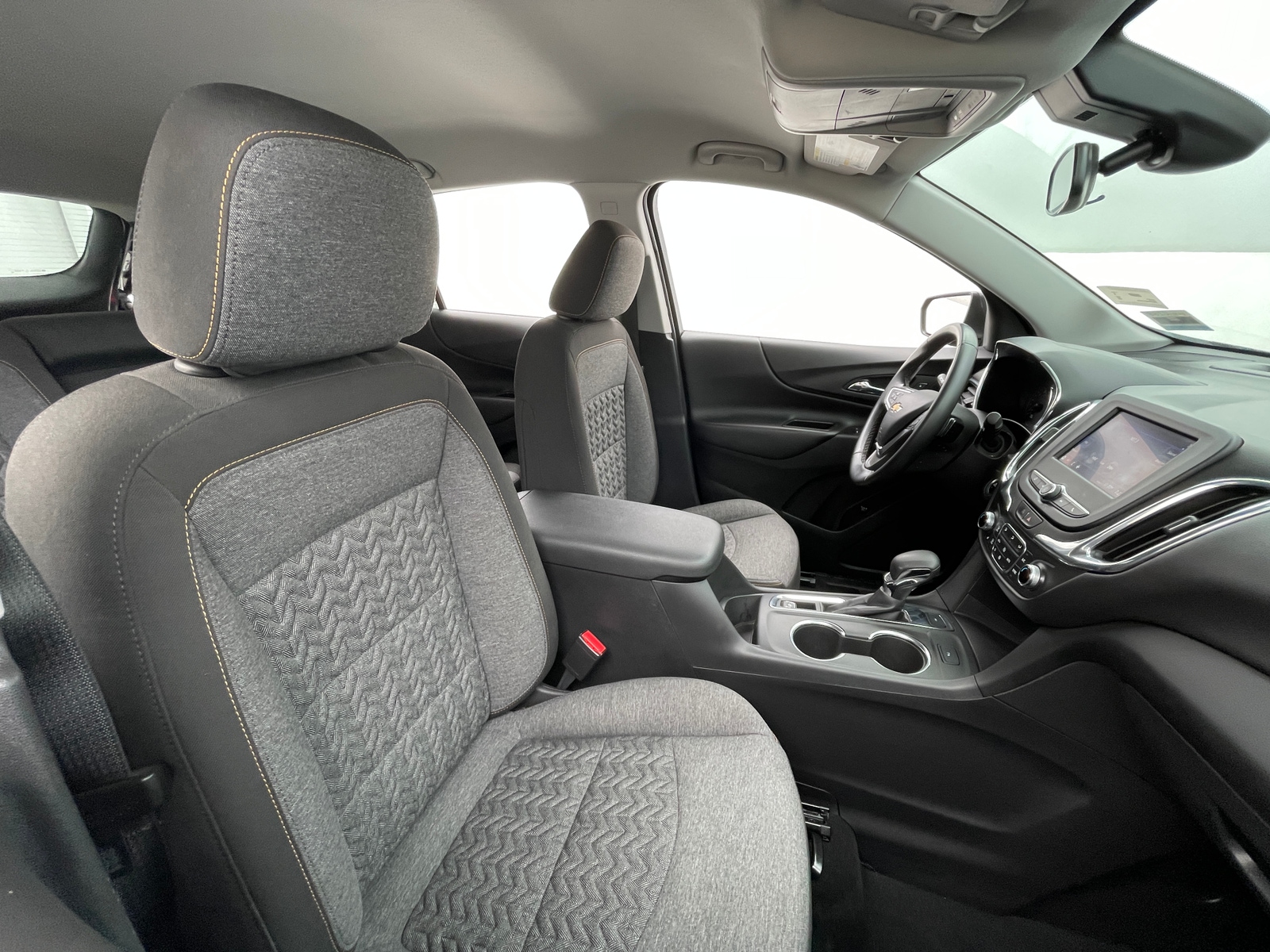 Thumbnail: 2023 Chevrolet Equinox - 2