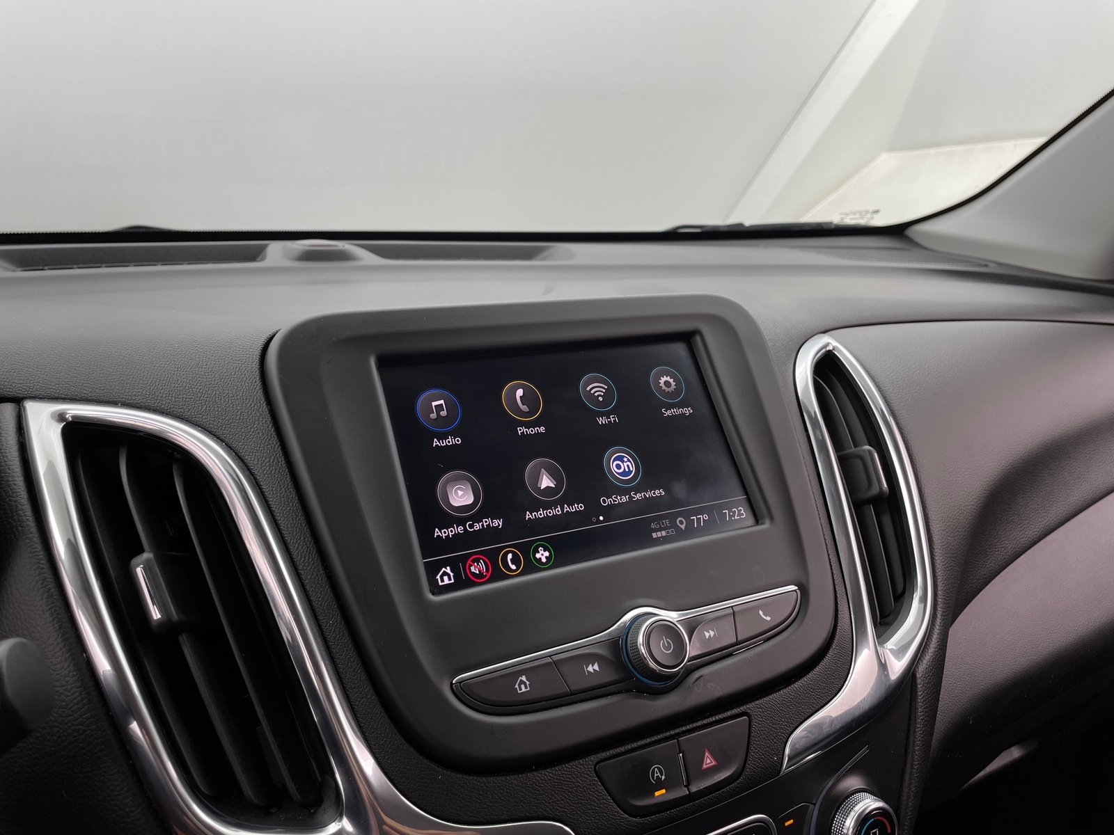 Thumbnail: 2023 Chevrolet Equinox - 4