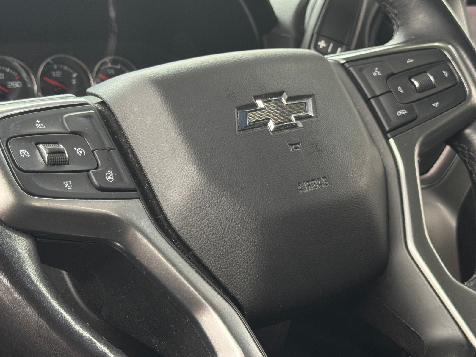 Thumbnail: 2020 Chevrolet Silverado 1500 - 5