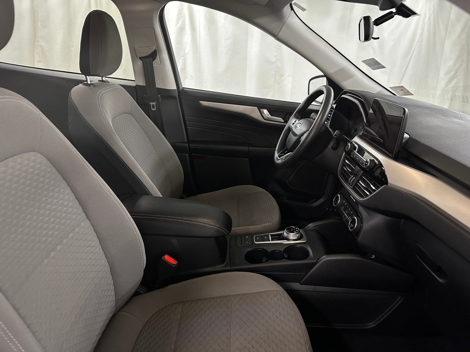 Thumbnail: 2021 Ford Escape - 2