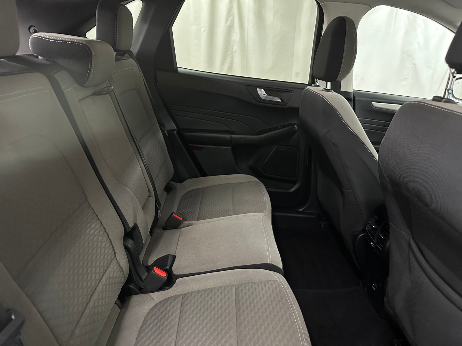 Thumbnail: 2021 Ford Escape - 6