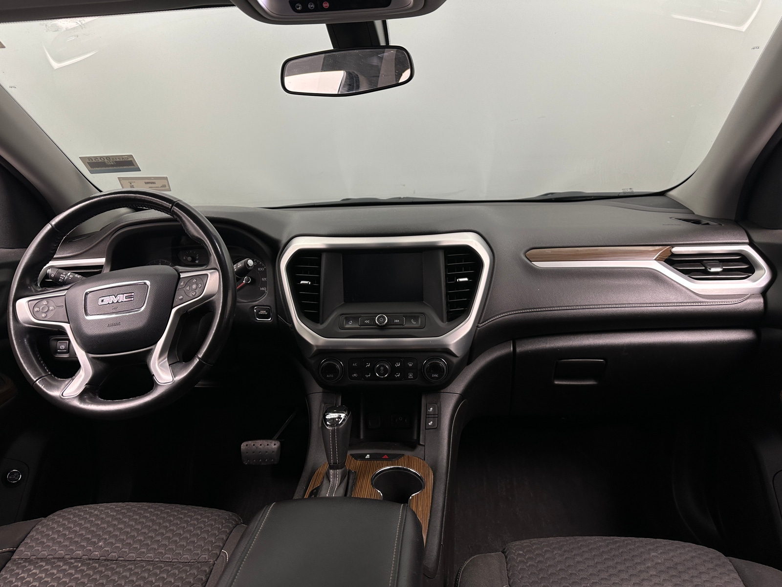 Thumbnail: 2019 GMC Acadia - 3