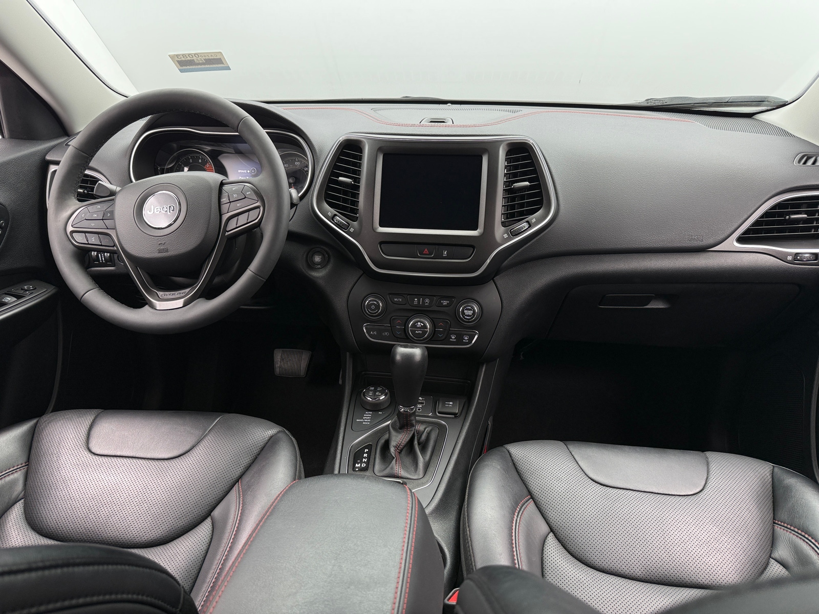 Thumbnail: 2022 Jeep Cherokee - 2