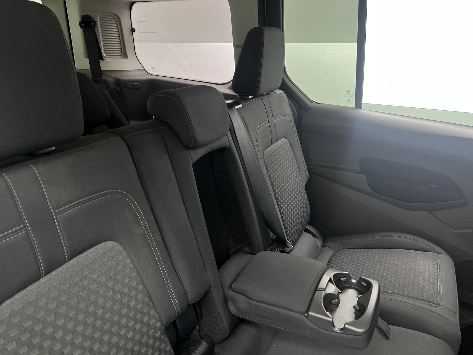 Thumbnail: 2020 Ford Transit Series - 6