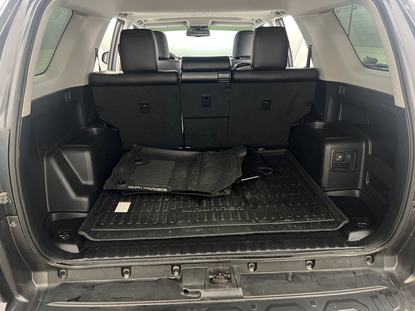 Thumbnail: 2019 Toyota 4Runner - 6