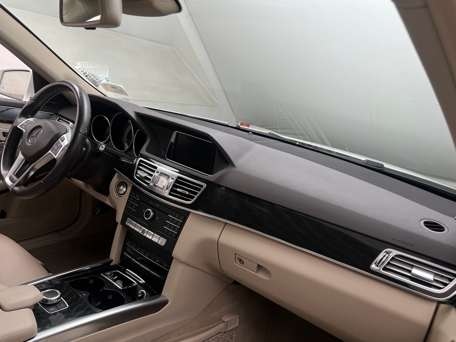 Thumbnail: 2016 Mercedes-Benz E-Class - 2