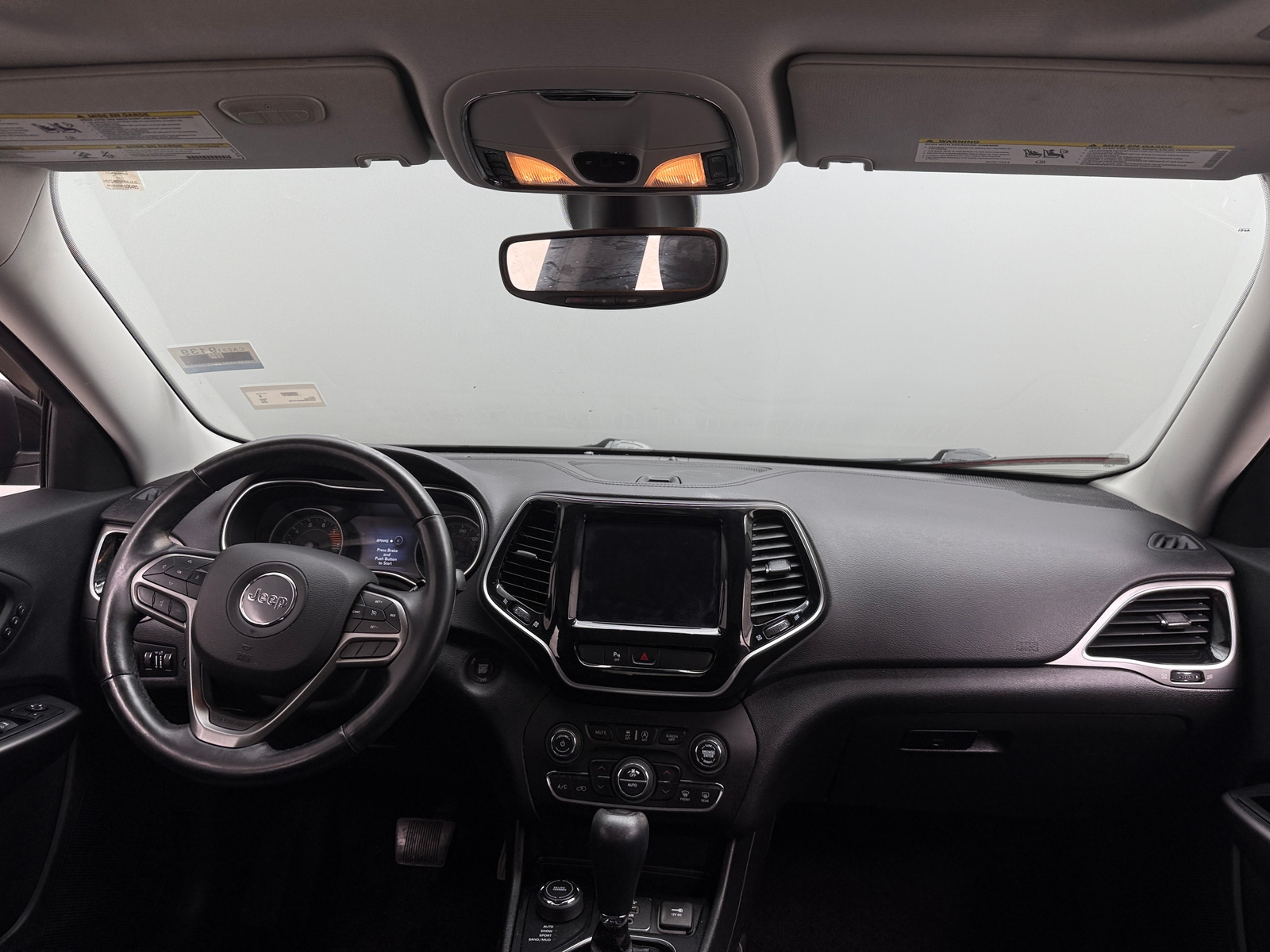 Thumbnail: 2019 Jeep Cherokee - 2
