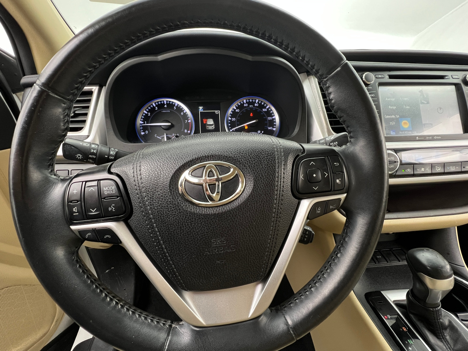 Thumbnail: 2019 Toyota Highlander - 4
