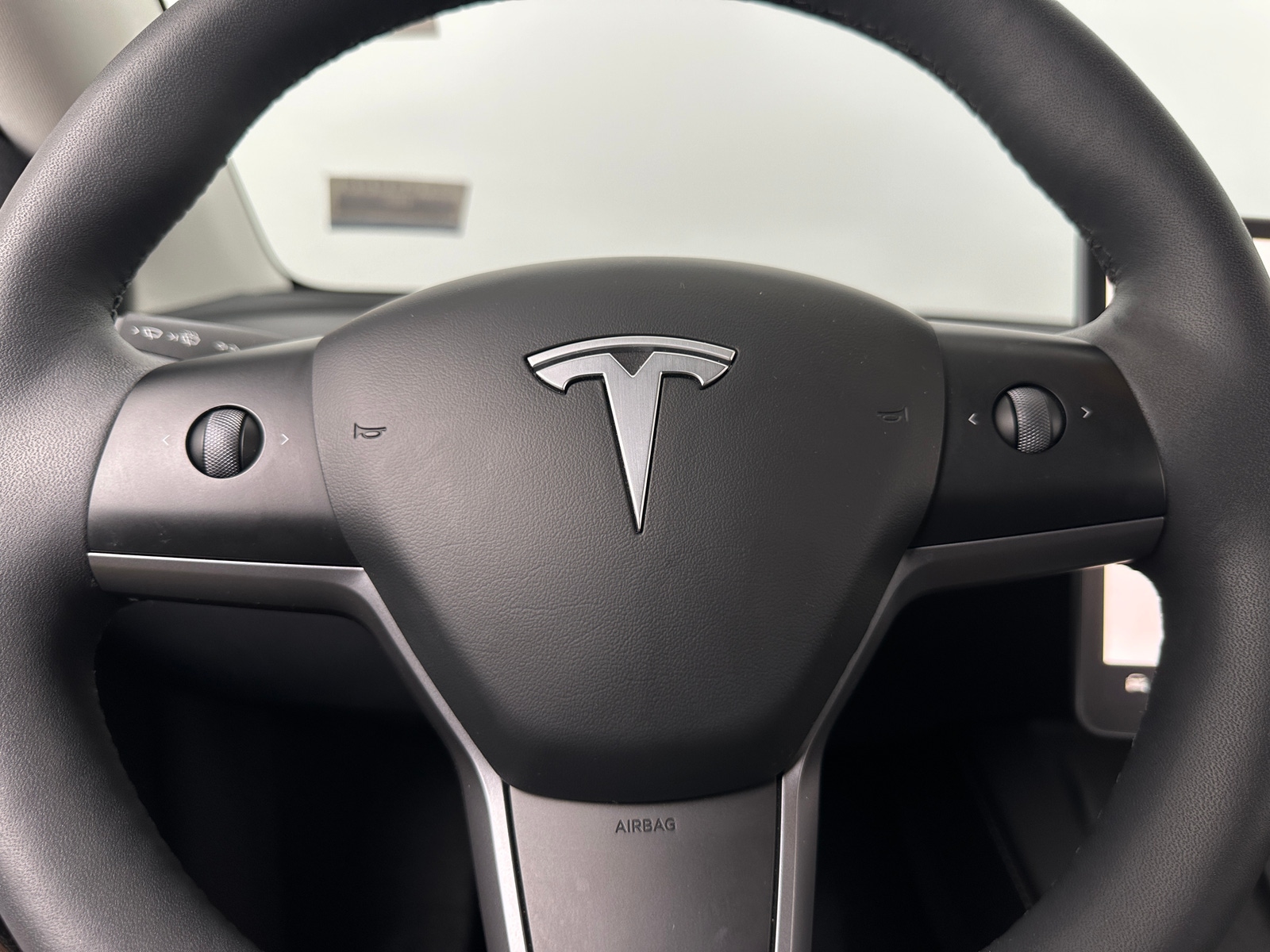 Thumbnail: 2023 Tesla Model Y - 4