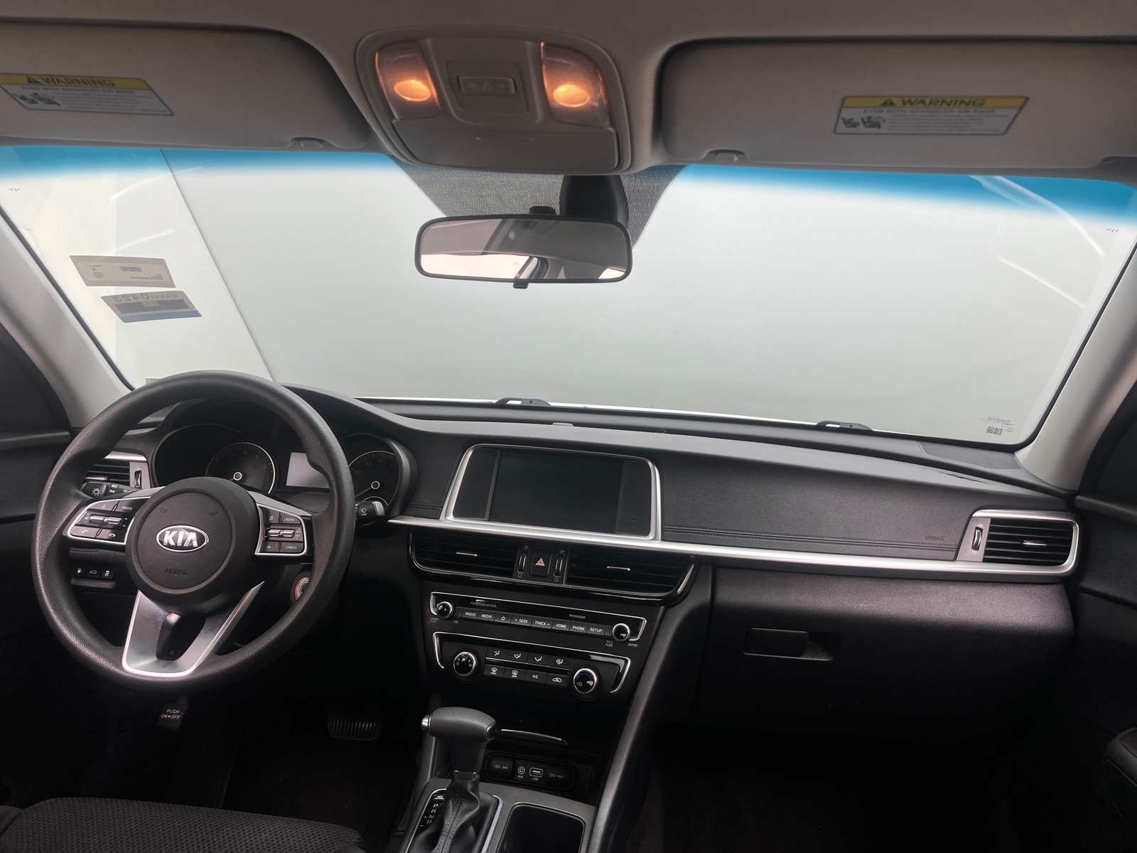 Thumbnail: 2020 Kia Optima - 3