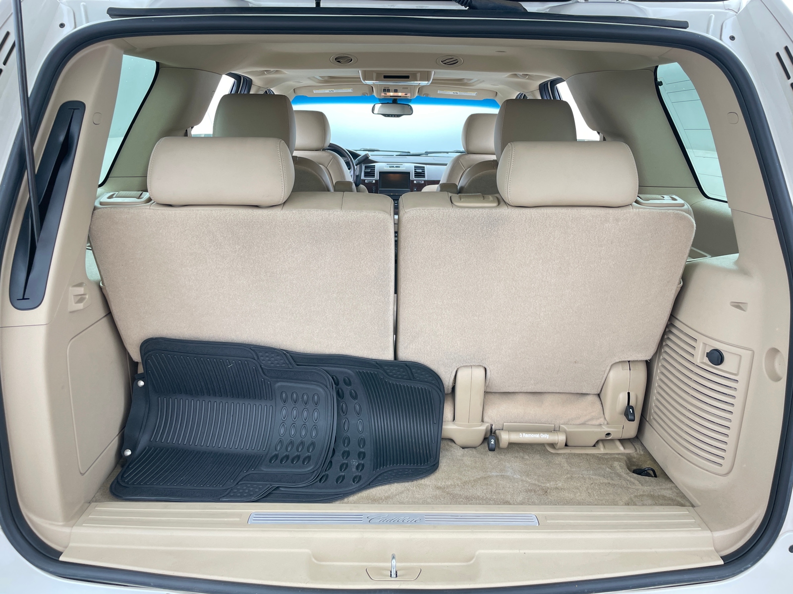 Thumbnail: 2011 Cadillac Escalade - 6