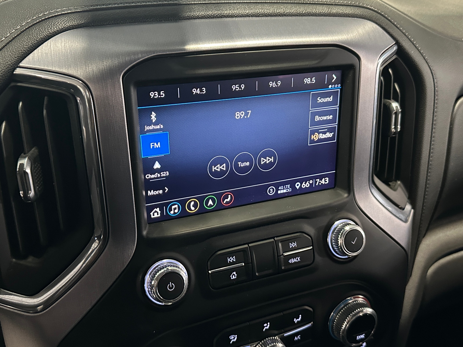 Thumbnail: 2020 GMC Sierra 1500 - 3
