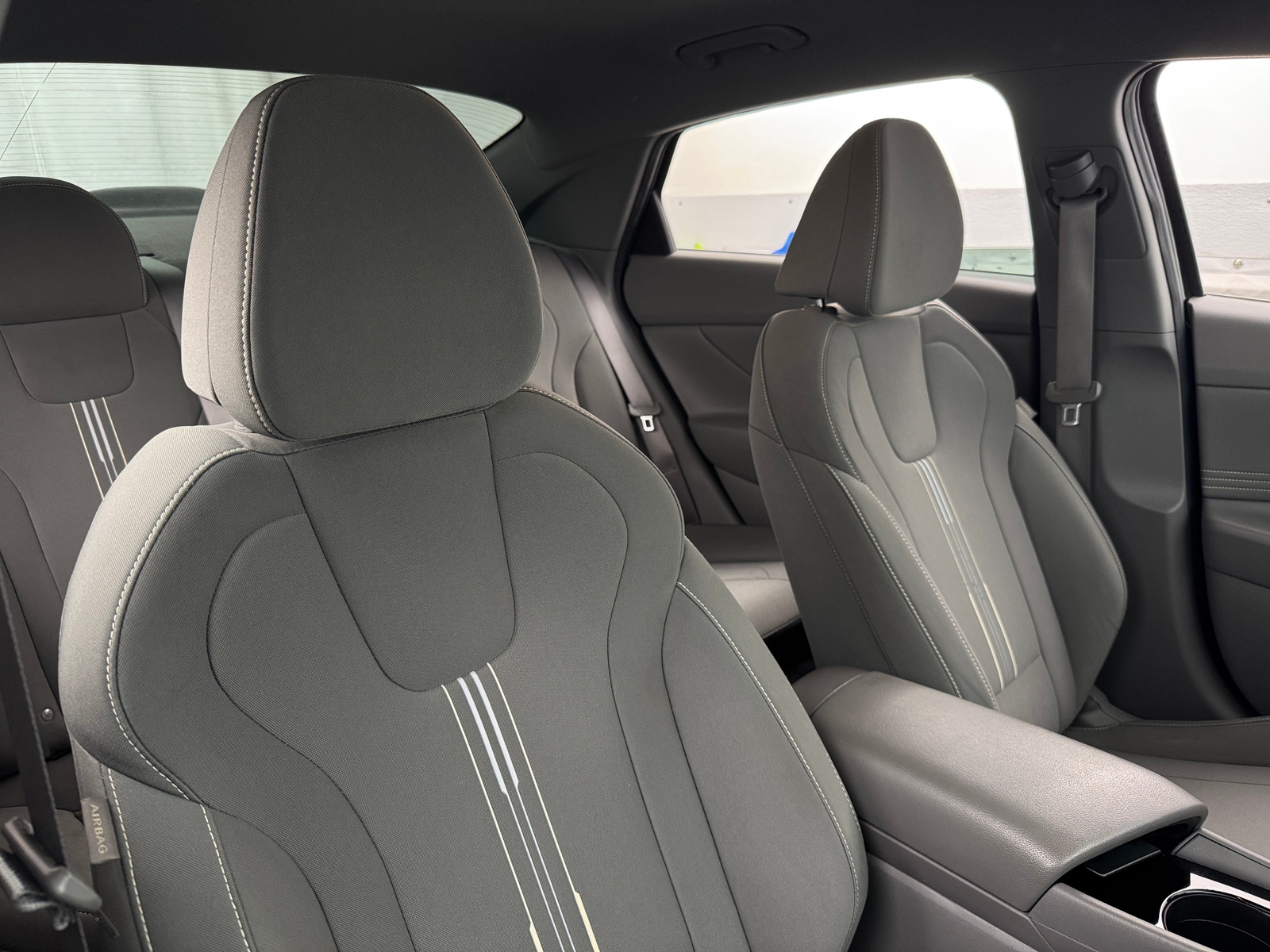 Thumbnail: 2021 Hyundai Elantra - 2