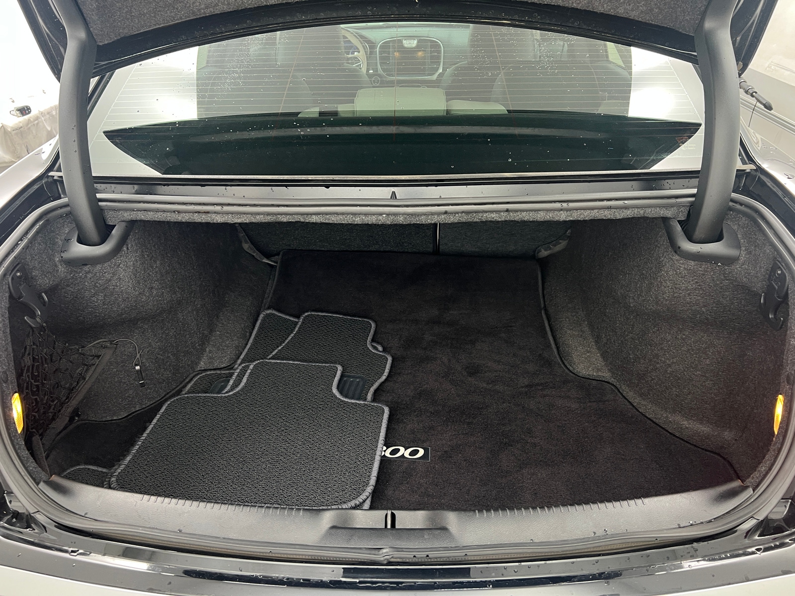 Thumbnail: 2016 Chrysler 300 - 6