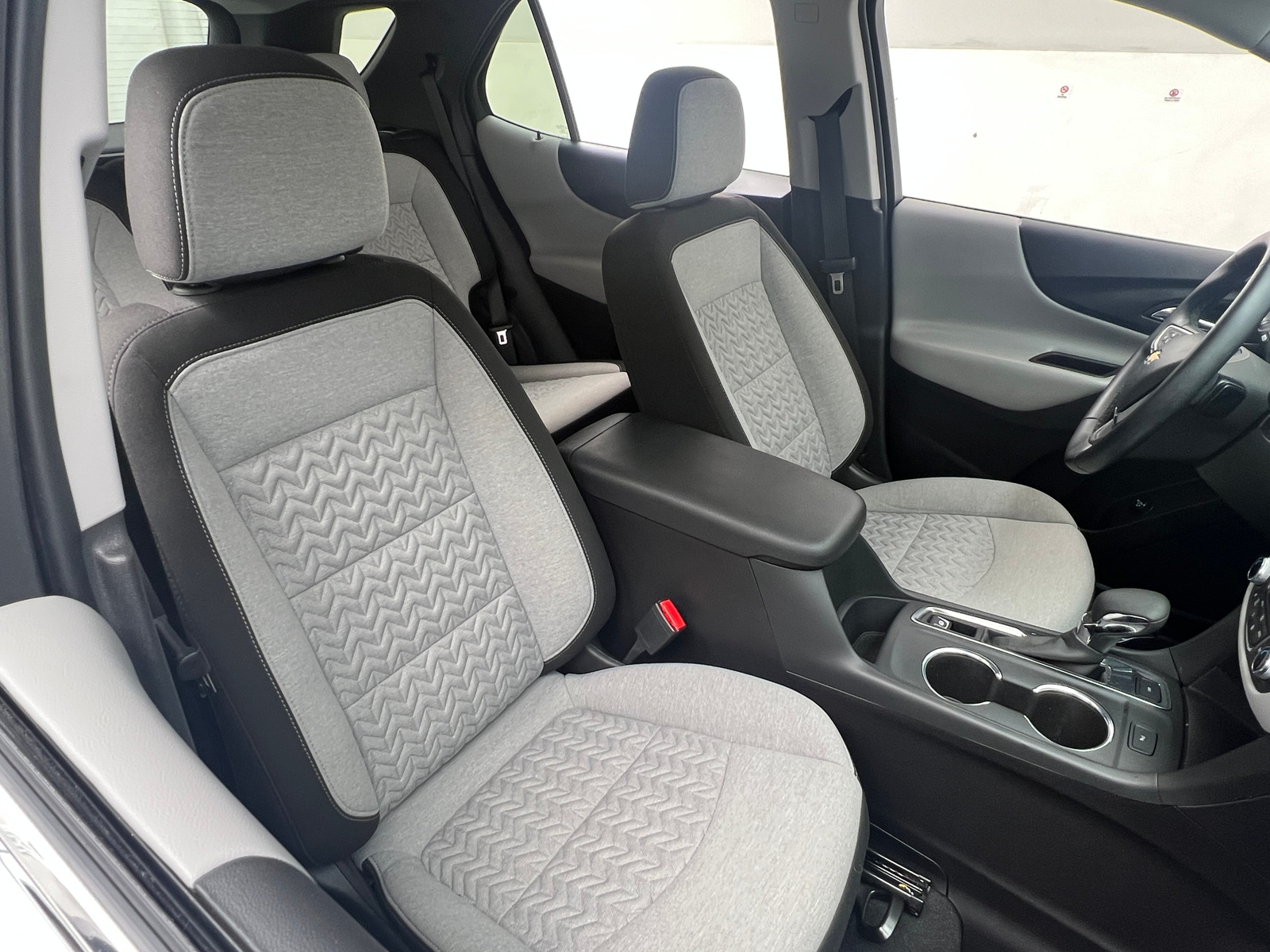 Thumbnail: 2023 Chevrolet Equinox - 2