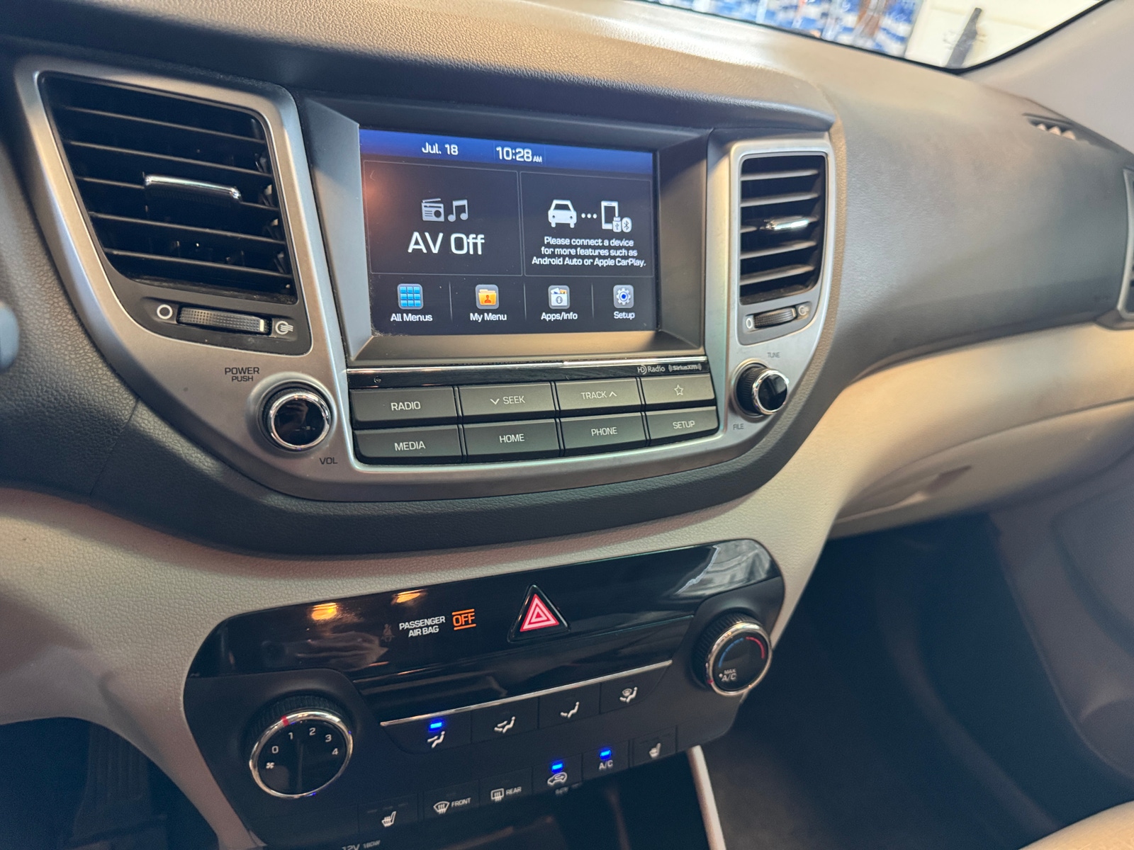 Thumbnail: 2018 Hyundai Tucson - 4