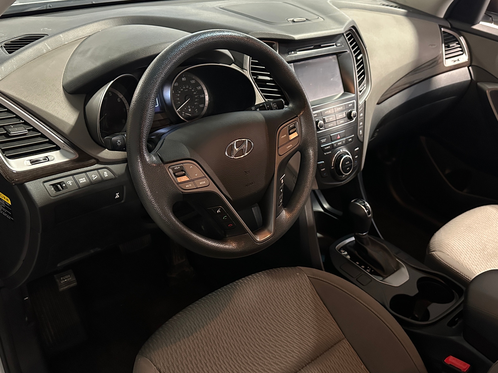 Thumbnail: 2018 Hyundai Santa Fe - 3