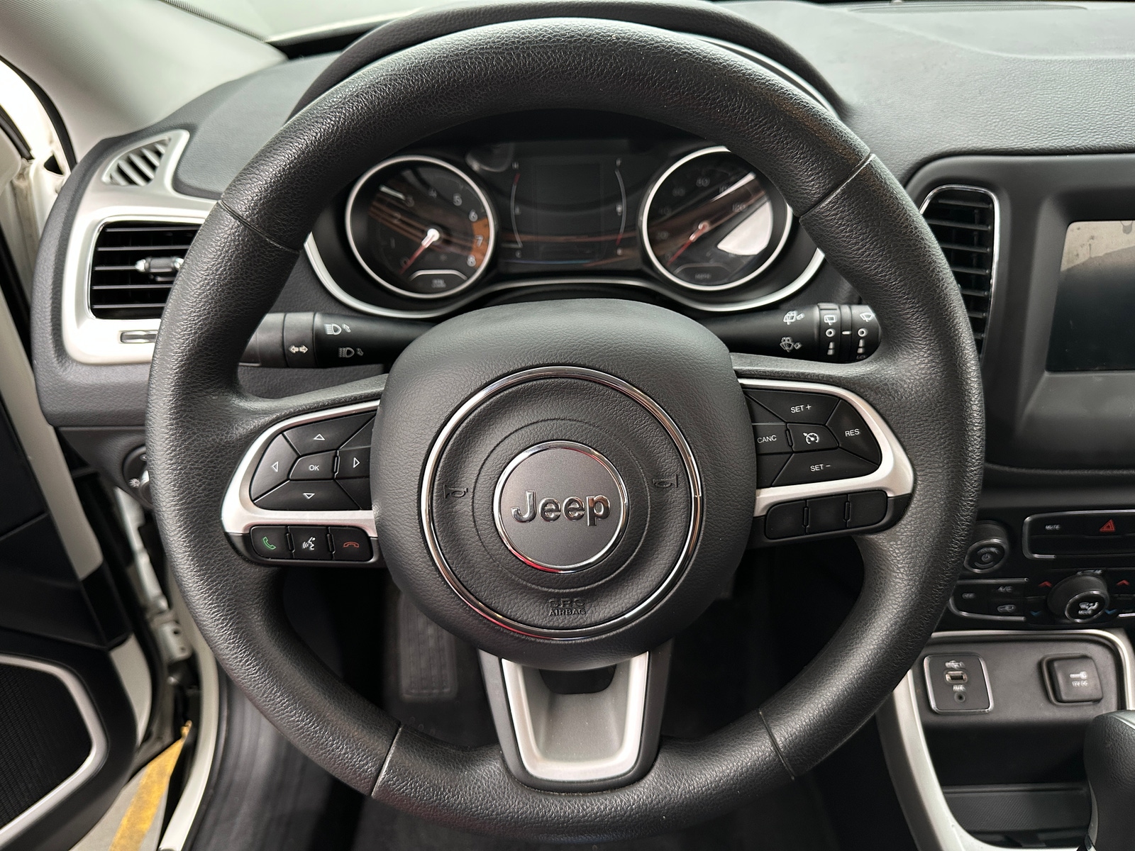 Thumbnail: 2019 Jeep Compass - 5