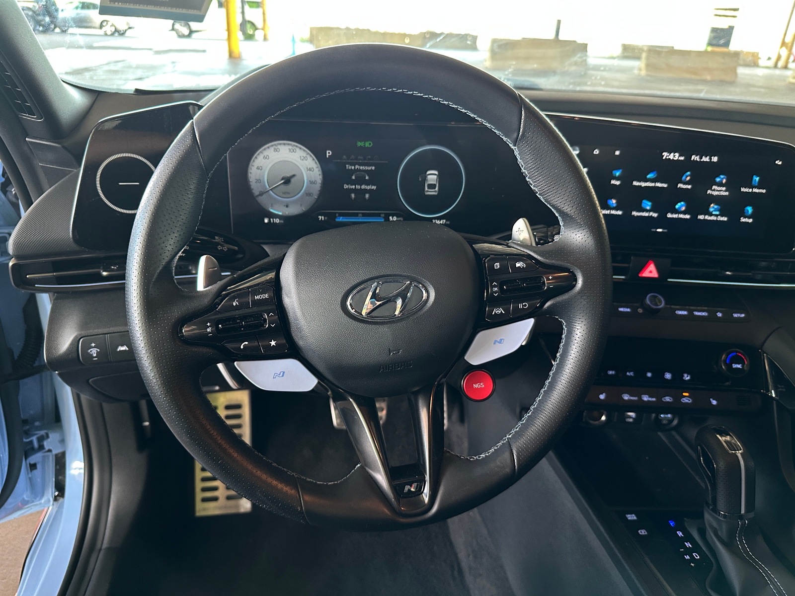 Thumbnail: 2023 Hyundai Elantra - 4