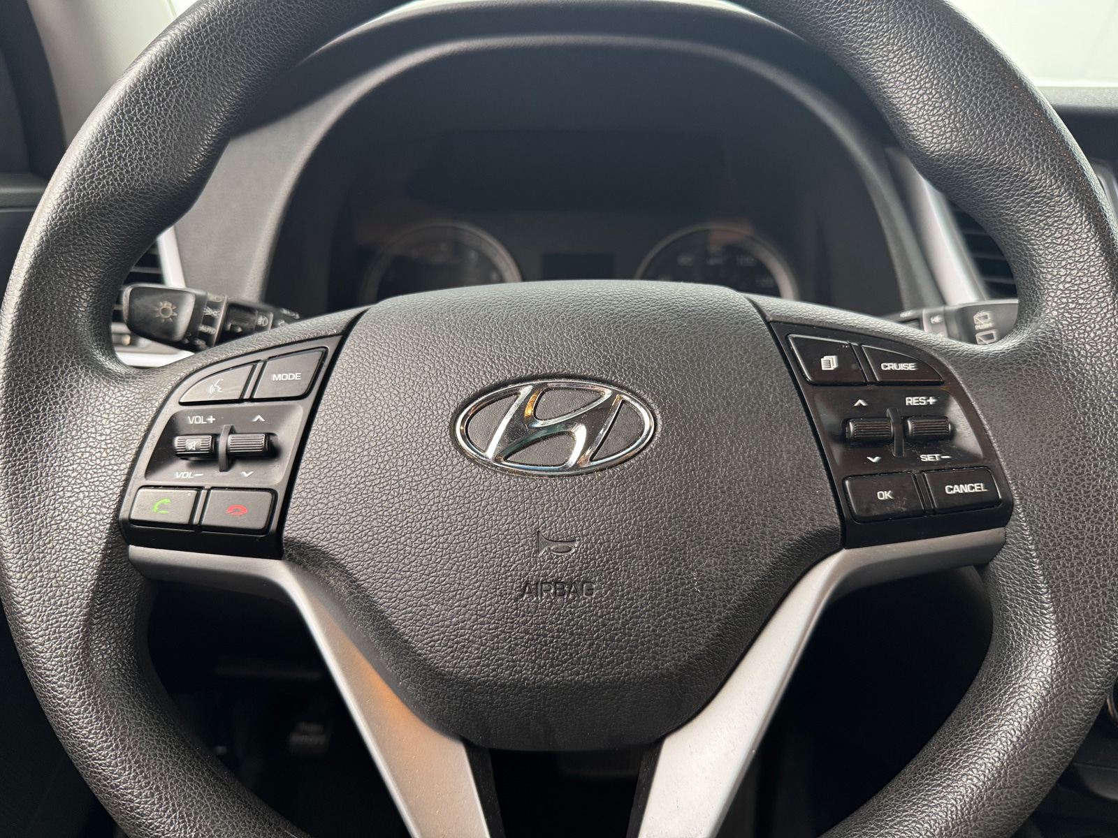 Thumbnail: 2016 Hyundai Tucson - 5