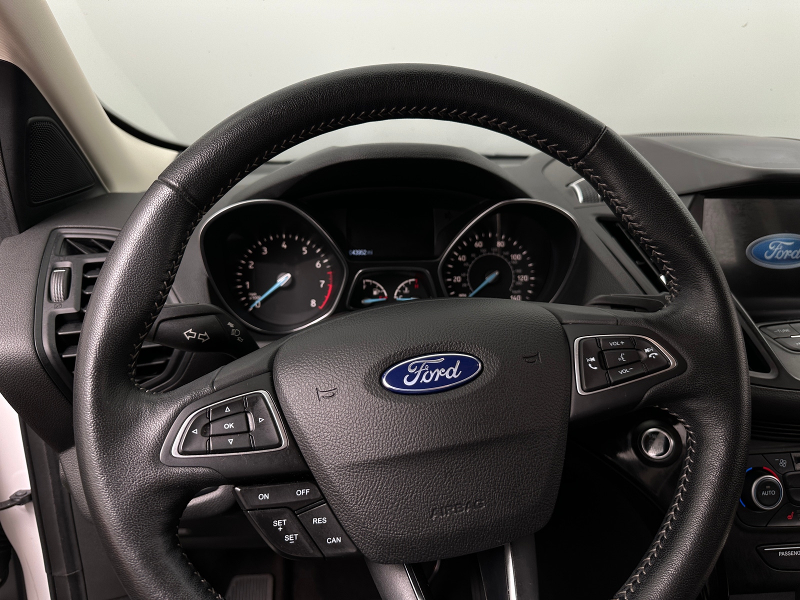 Thumbnail: 2019 Ford Escape - 4
