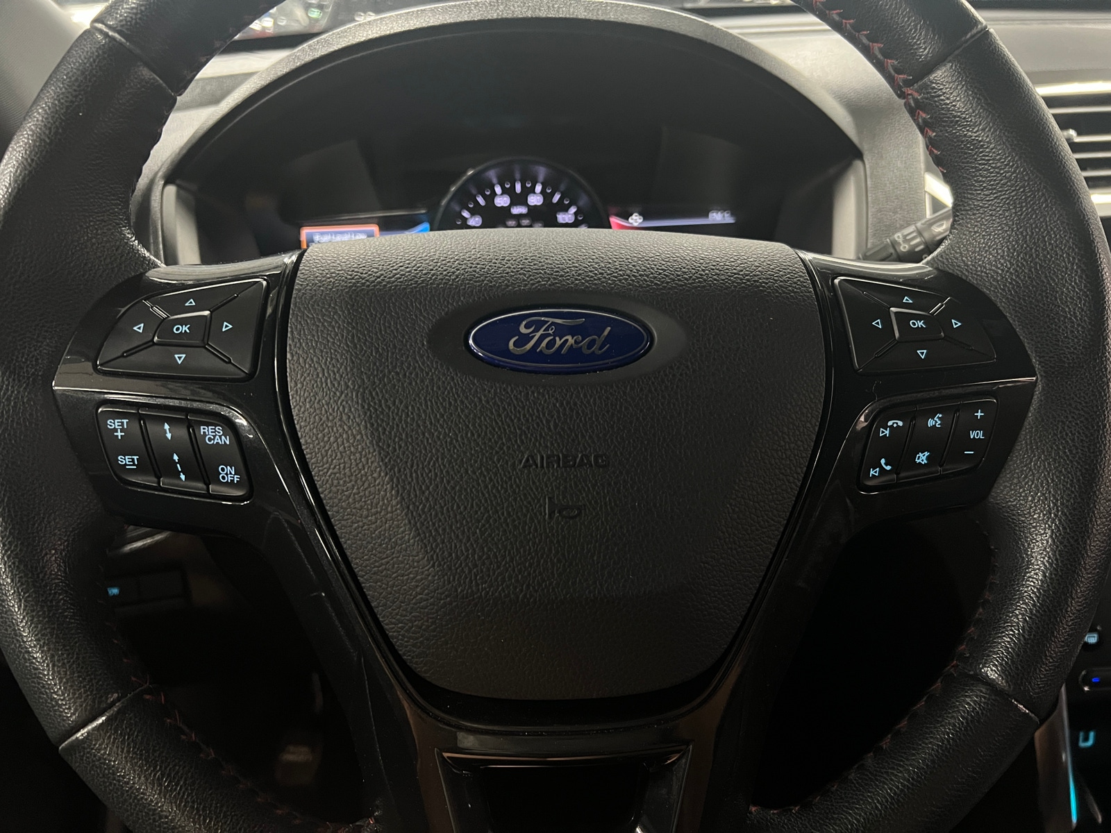 Thumbnail: 2018 Ford Explorer - 4