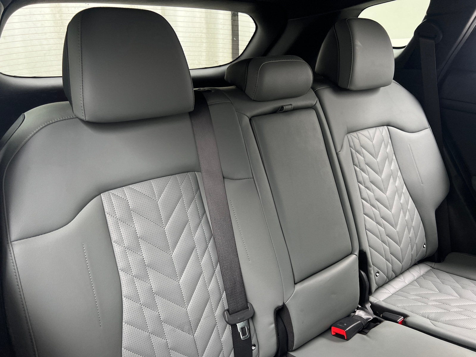 Thumbnail: 2023 Kia Sportage - 5