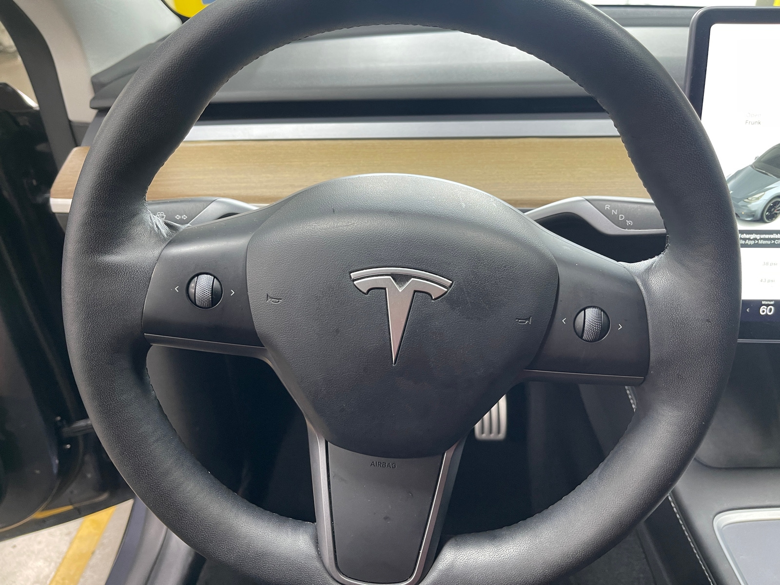 Thumbnail: 2022 Tesla Model Y - 4