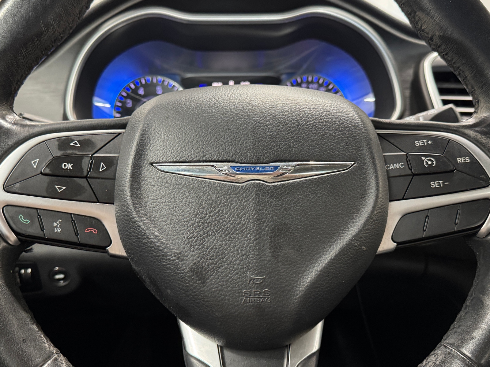 Thumbnail: 2015 Chrysler 200 - 5