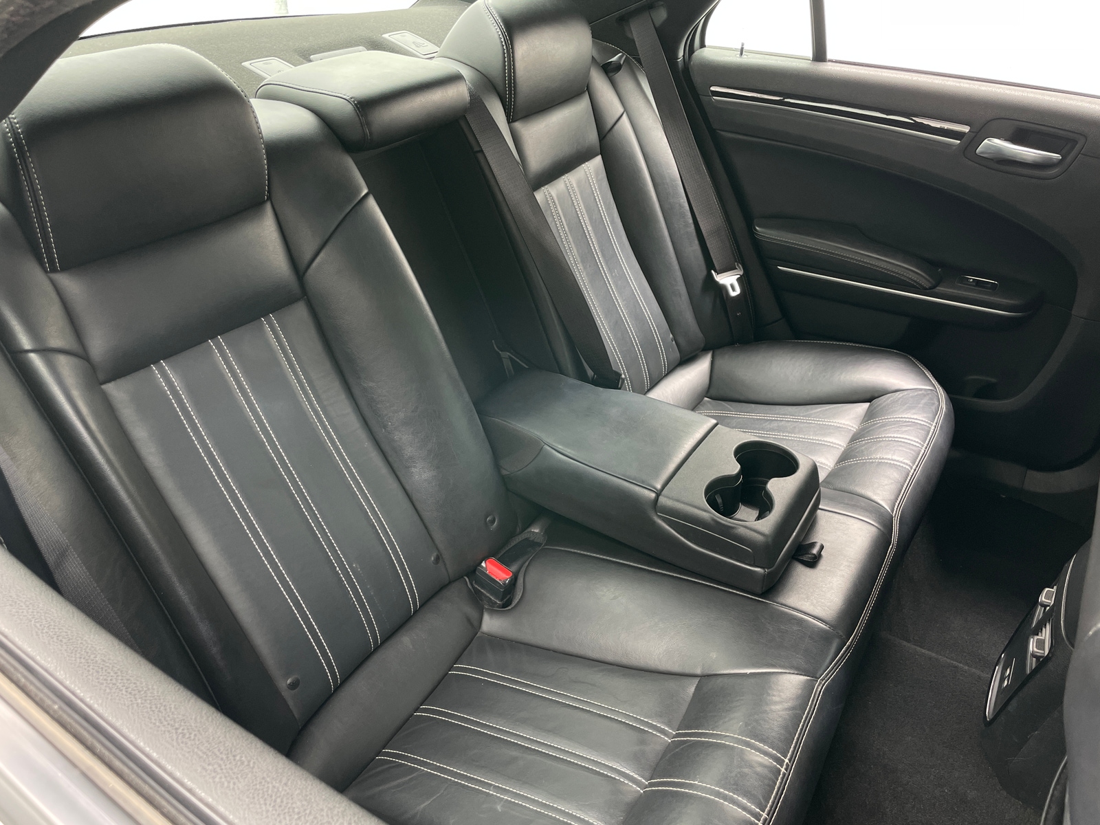 Thumbnail: 2021 Chrysler 300 - 5