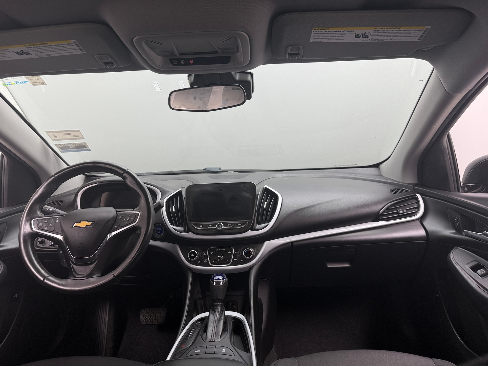 Thumbnail: 2017 Chevrolet Volt - 3