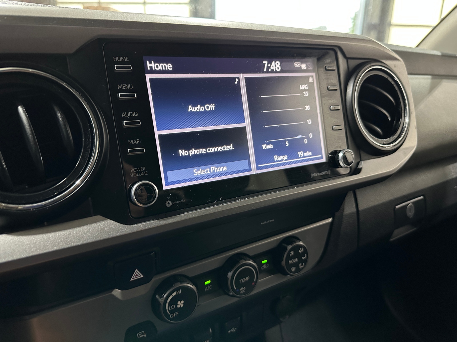 Thumbnail: 2020 Toyota Tacoma - 4