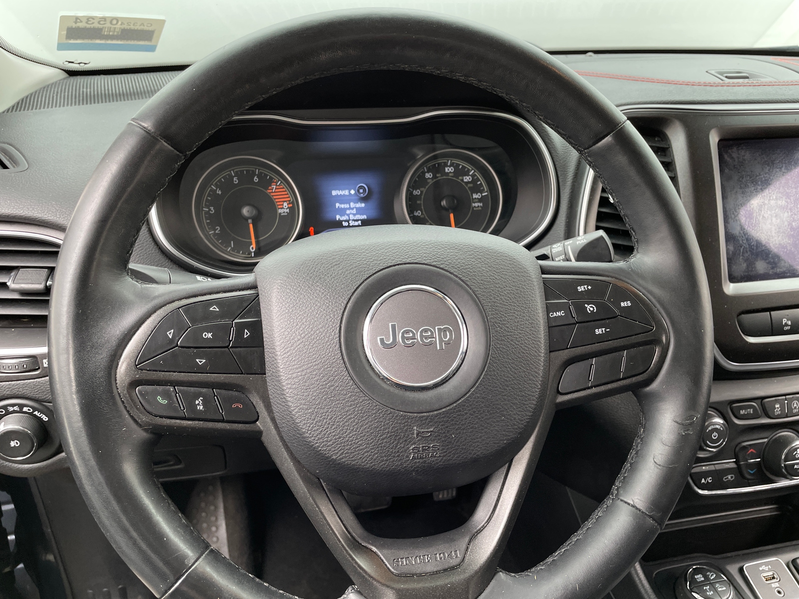 Thumbnail: 2019 Jeep Cherokee - 5