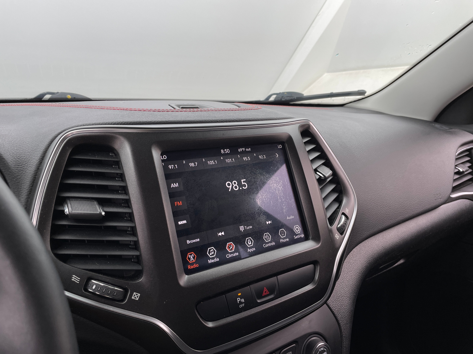 Thumbnail: 2019 Jeep Cherokee - 4