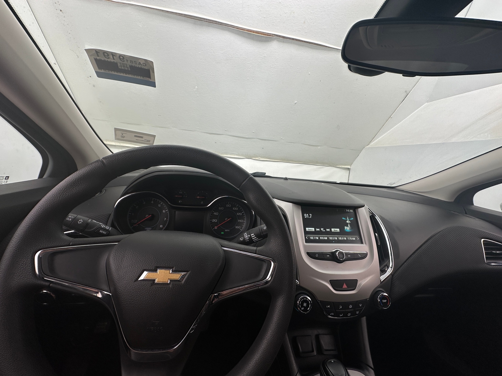 Thumbnail: 2017 Chevrolet Cruze - 3