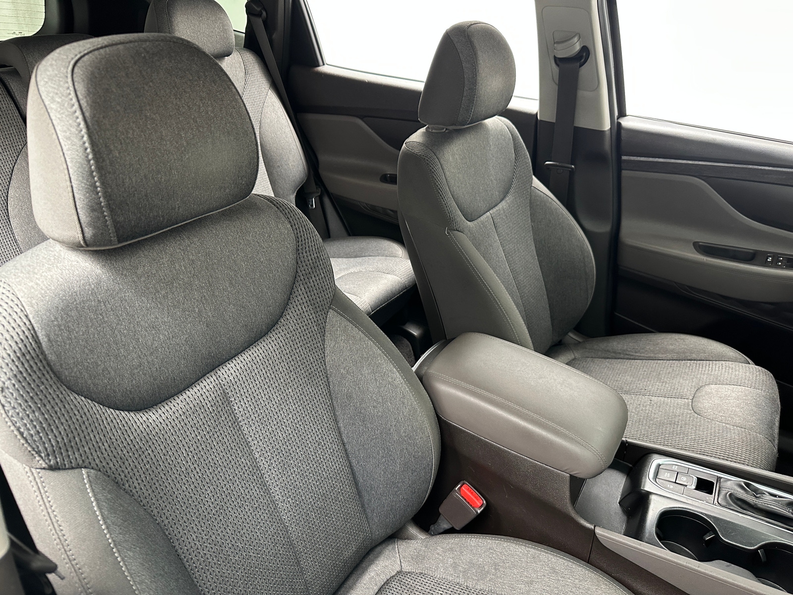 Thumbnail: 2019 Hyundai Santa Fe - 2