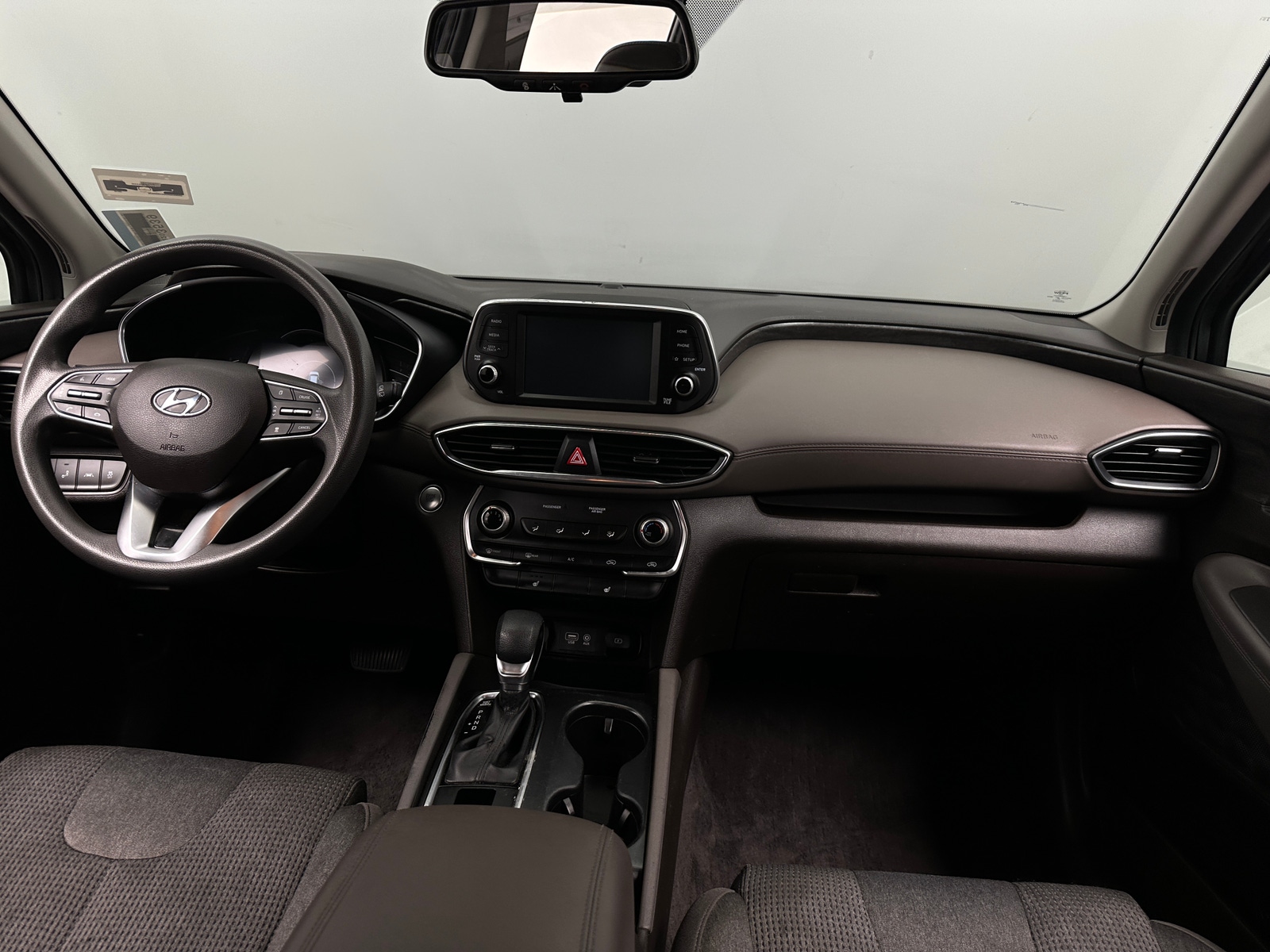 Thumbnail: 2019 Hyundai Santa Fe - 3